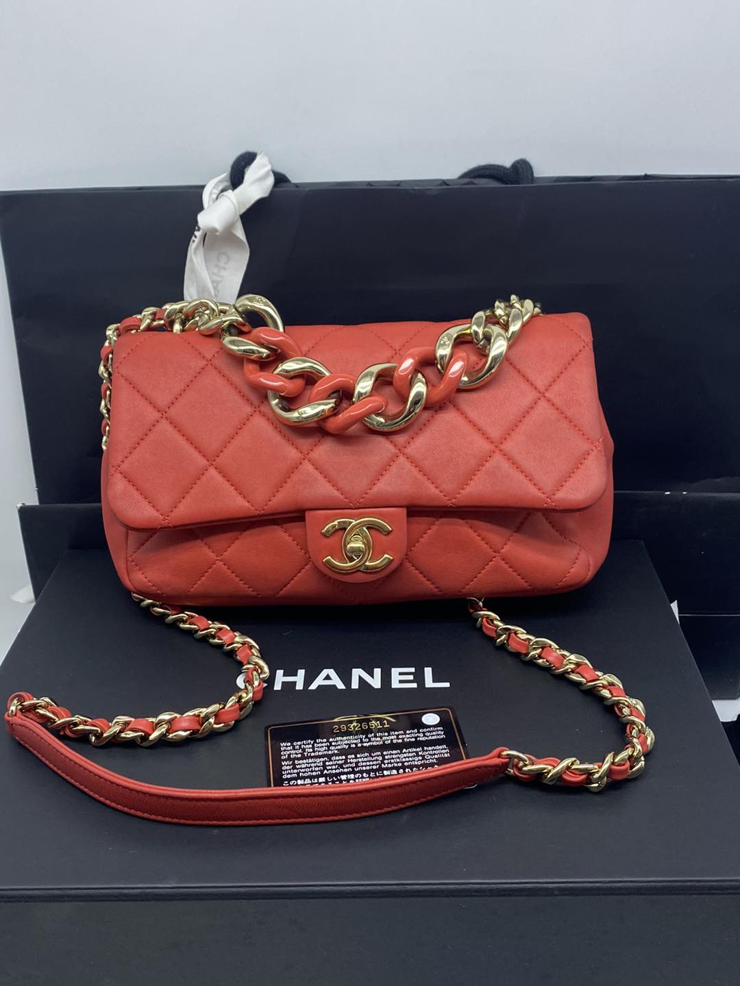 CHANEL PRE-OWNED CLASSIC MEDIUM FLAP BAG