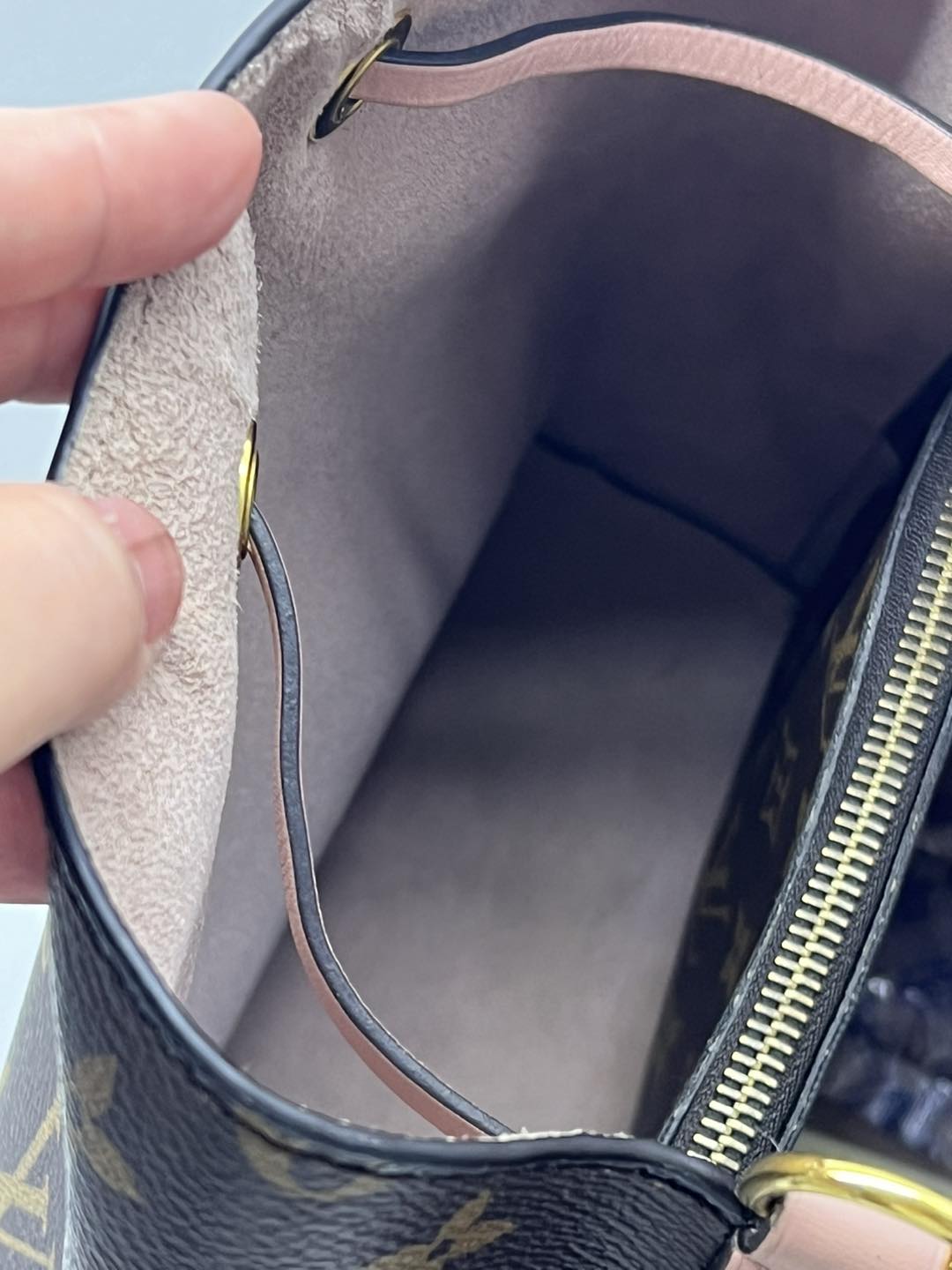 LOUIS VUITTON MONOGRAM NEO NEO MM BUCKET BAG