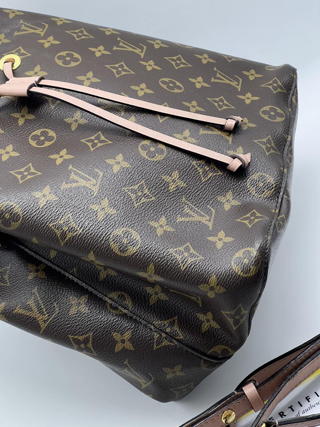 LOUIS VUITTON MONOGRAM NEO NEO MM BUCKET BAG