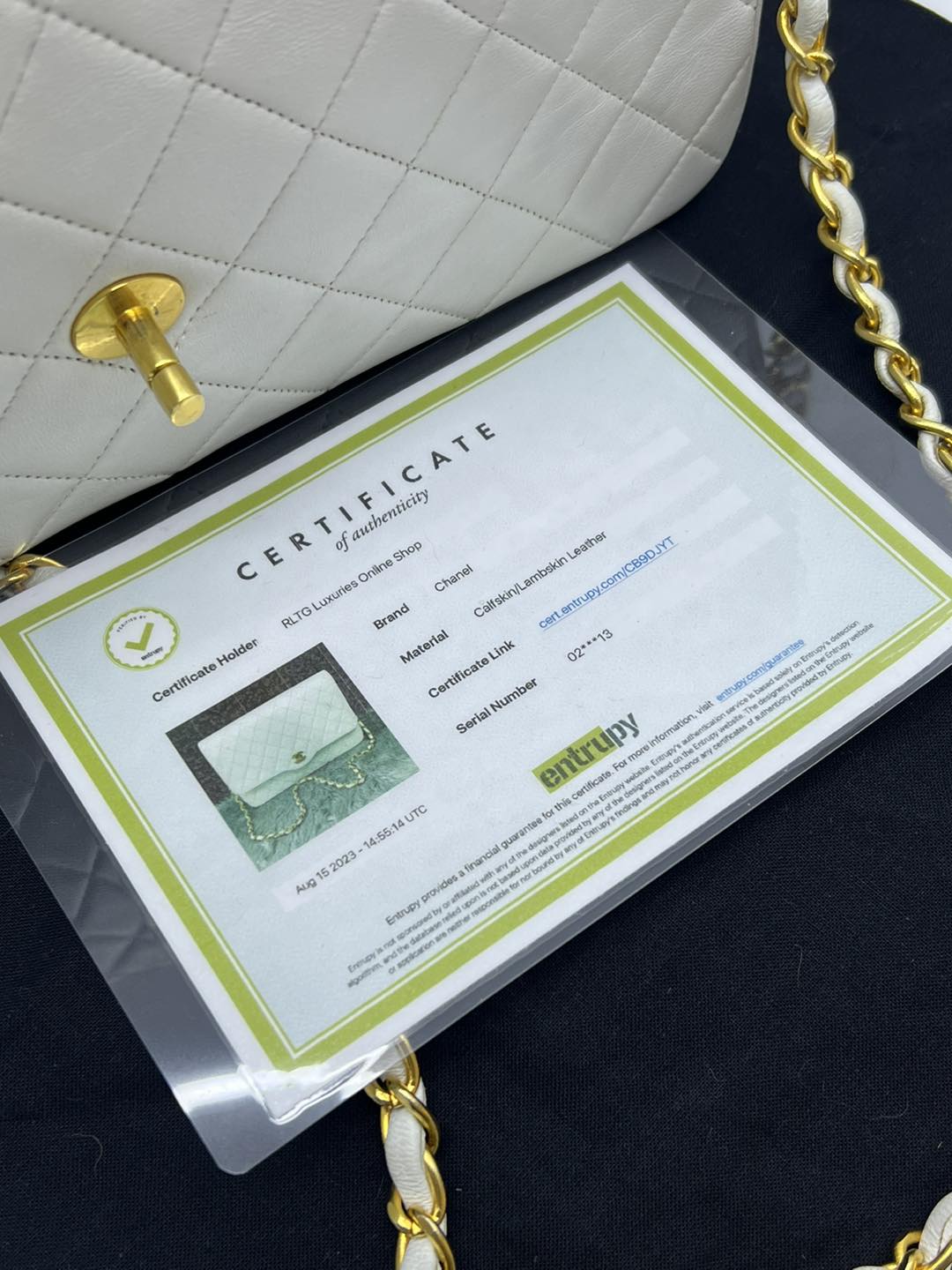 CHANEL WHITE FLAP