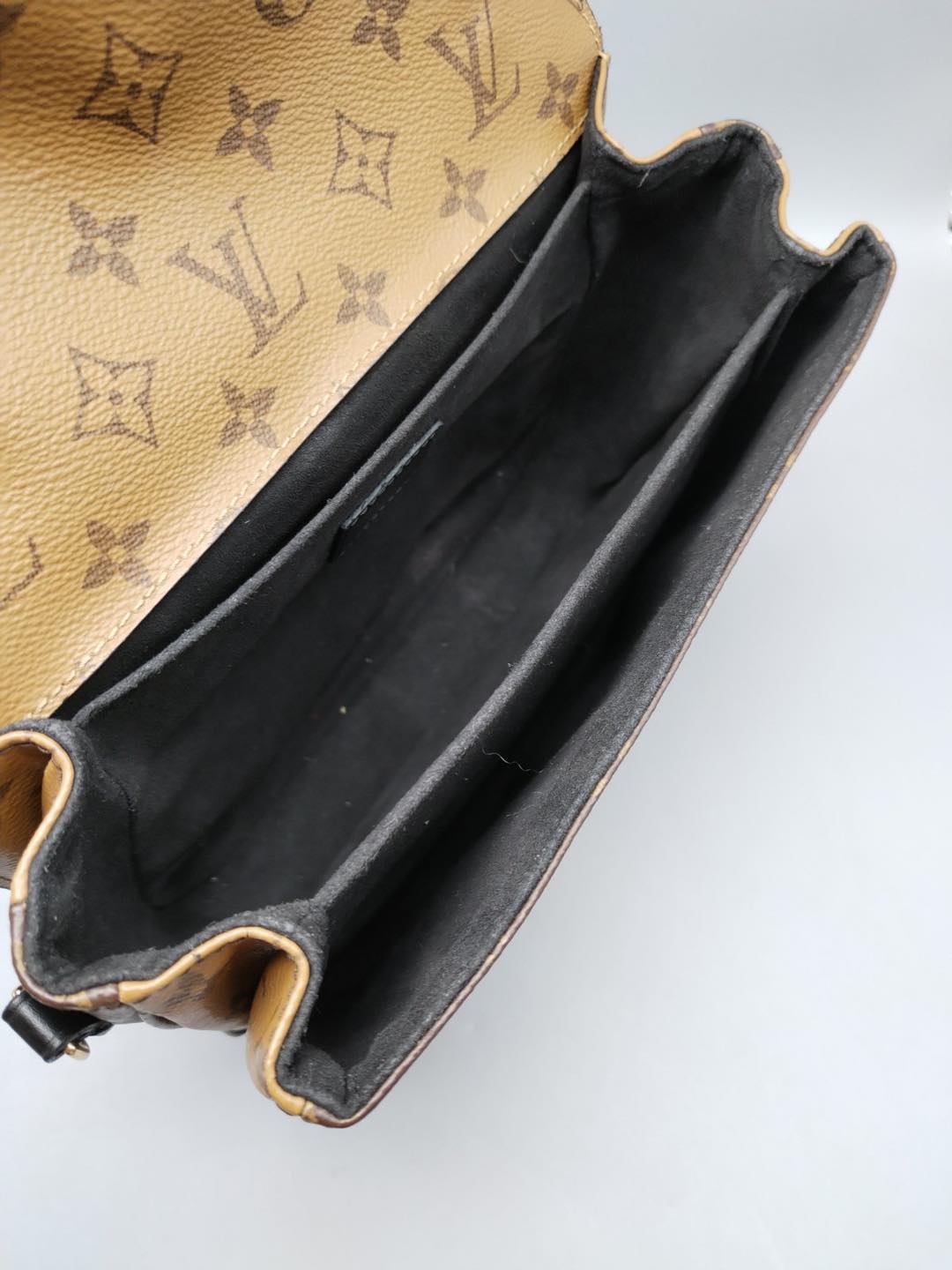 LOUIS VUITTON REVERSE METIS