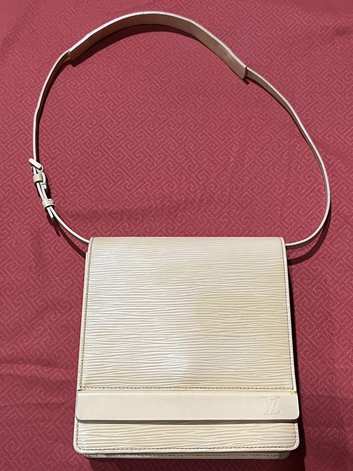 Louis Vuitton Biarritz Leather Handbag