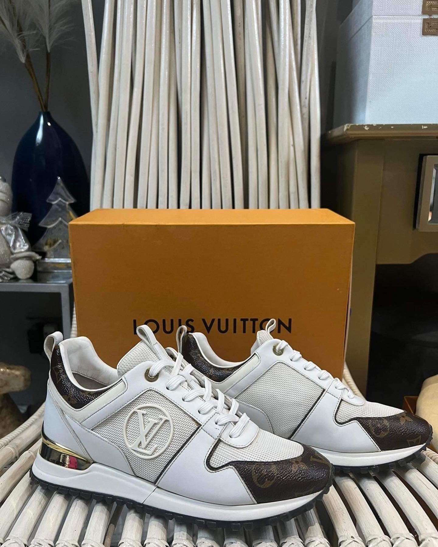 Louis Vuitton Run away leather trainers white