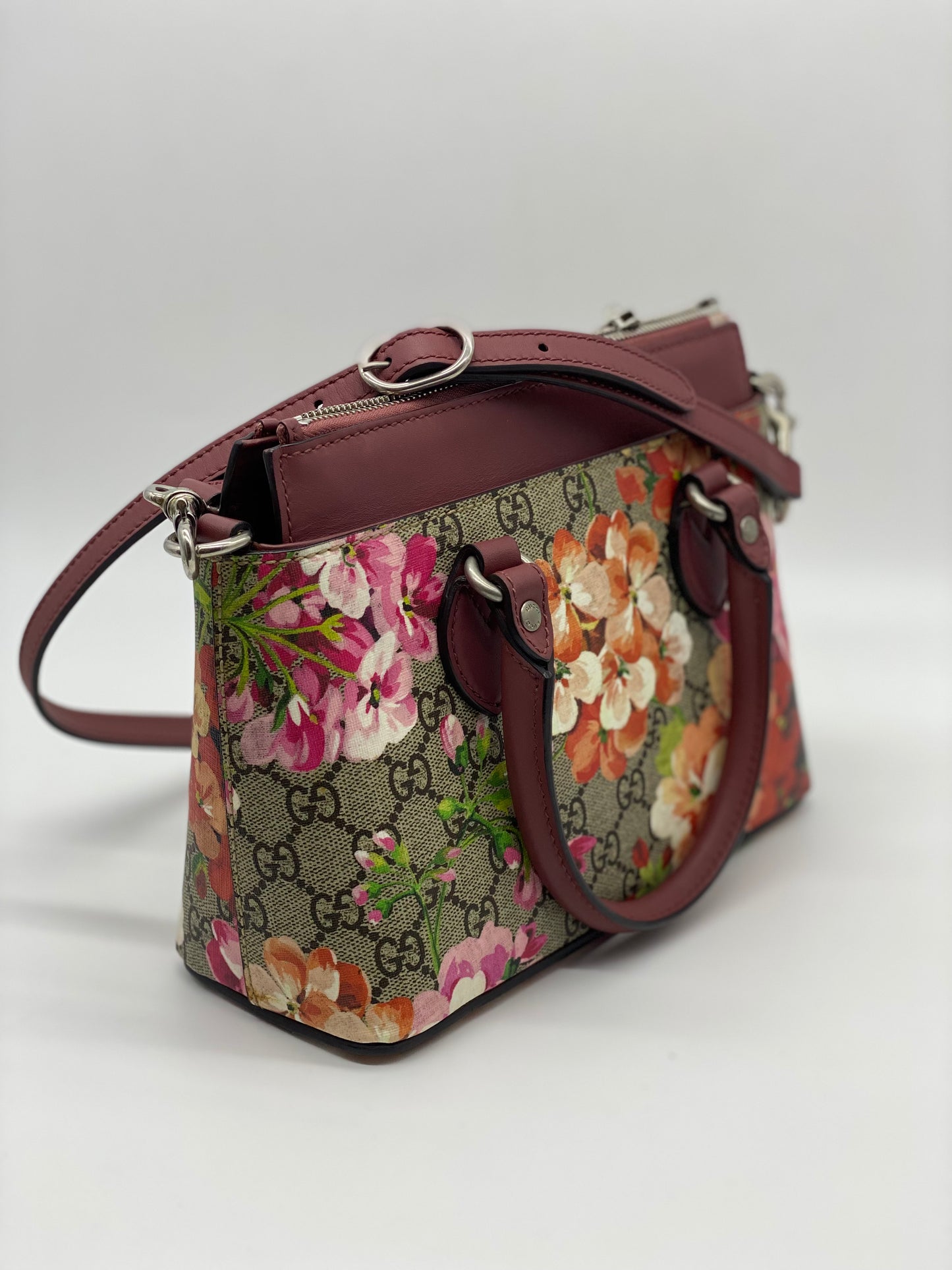 GUCCI GG Supreme GG Blooms hand shoulder bag