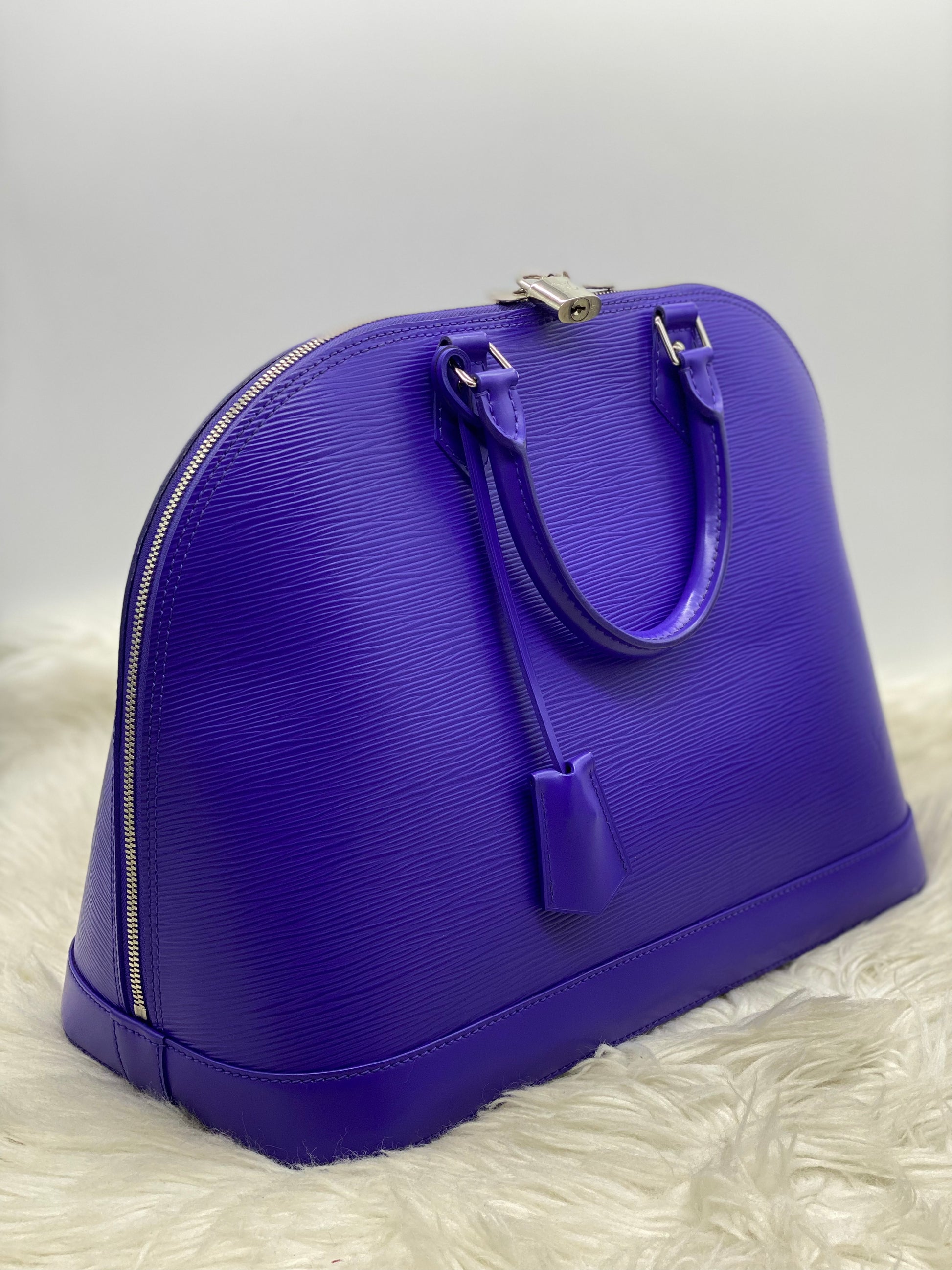 LOUIS VUITTON Purple Epi Leather GM Alma Handbag Purse W/ Dustbag