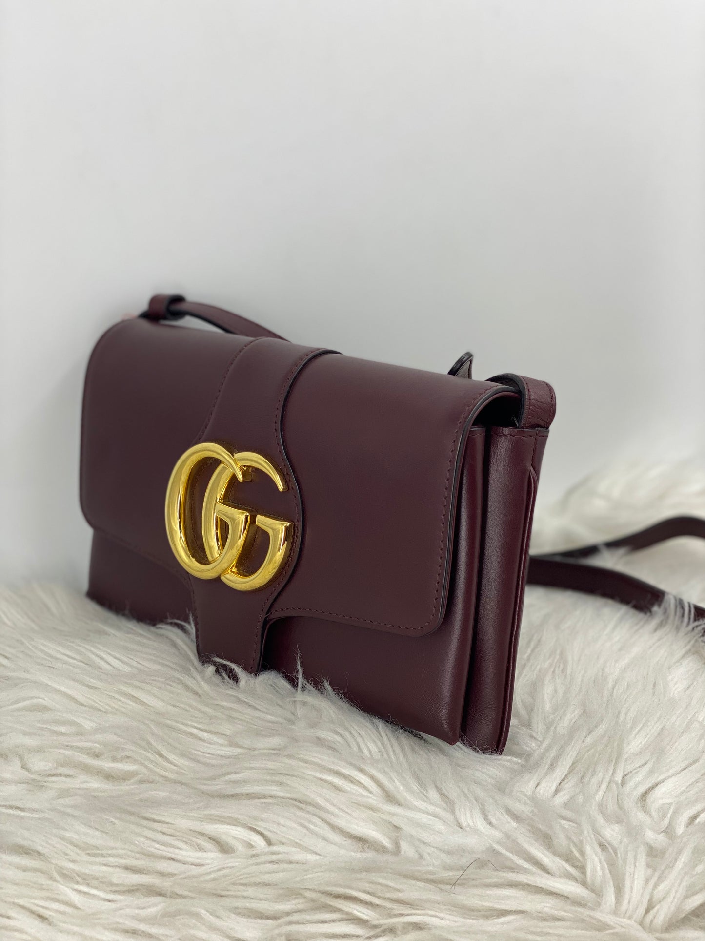 Gucci Arli Crossbody bag