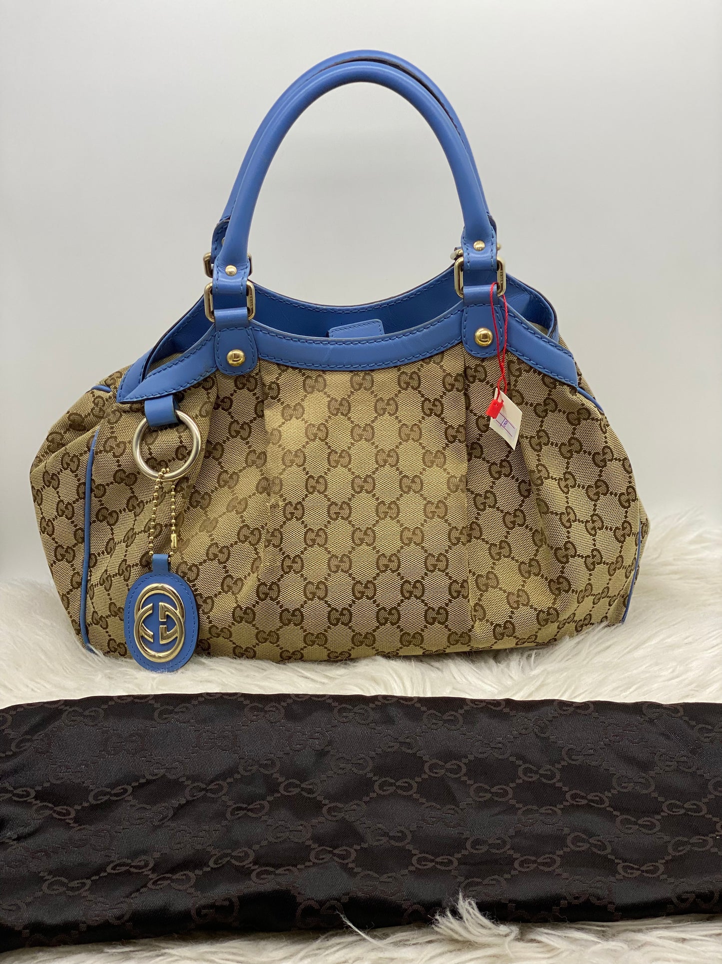 Gucci Sukey Canvas Exterior Medium Bags