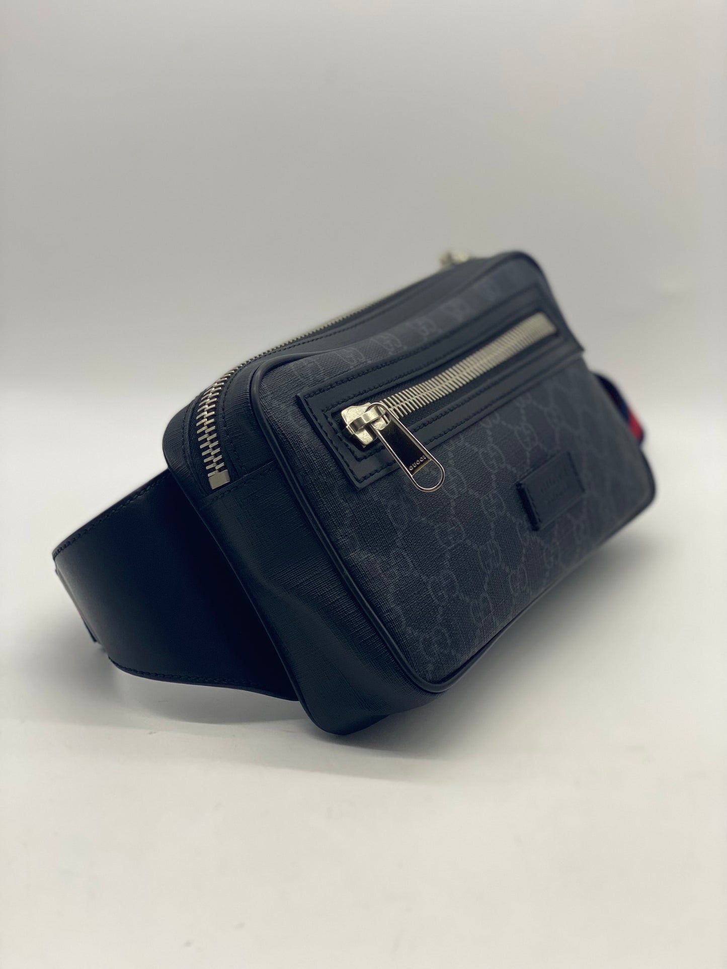 GUCCI Soft GG Supreme Monogram Web Belt Bag Black Grey