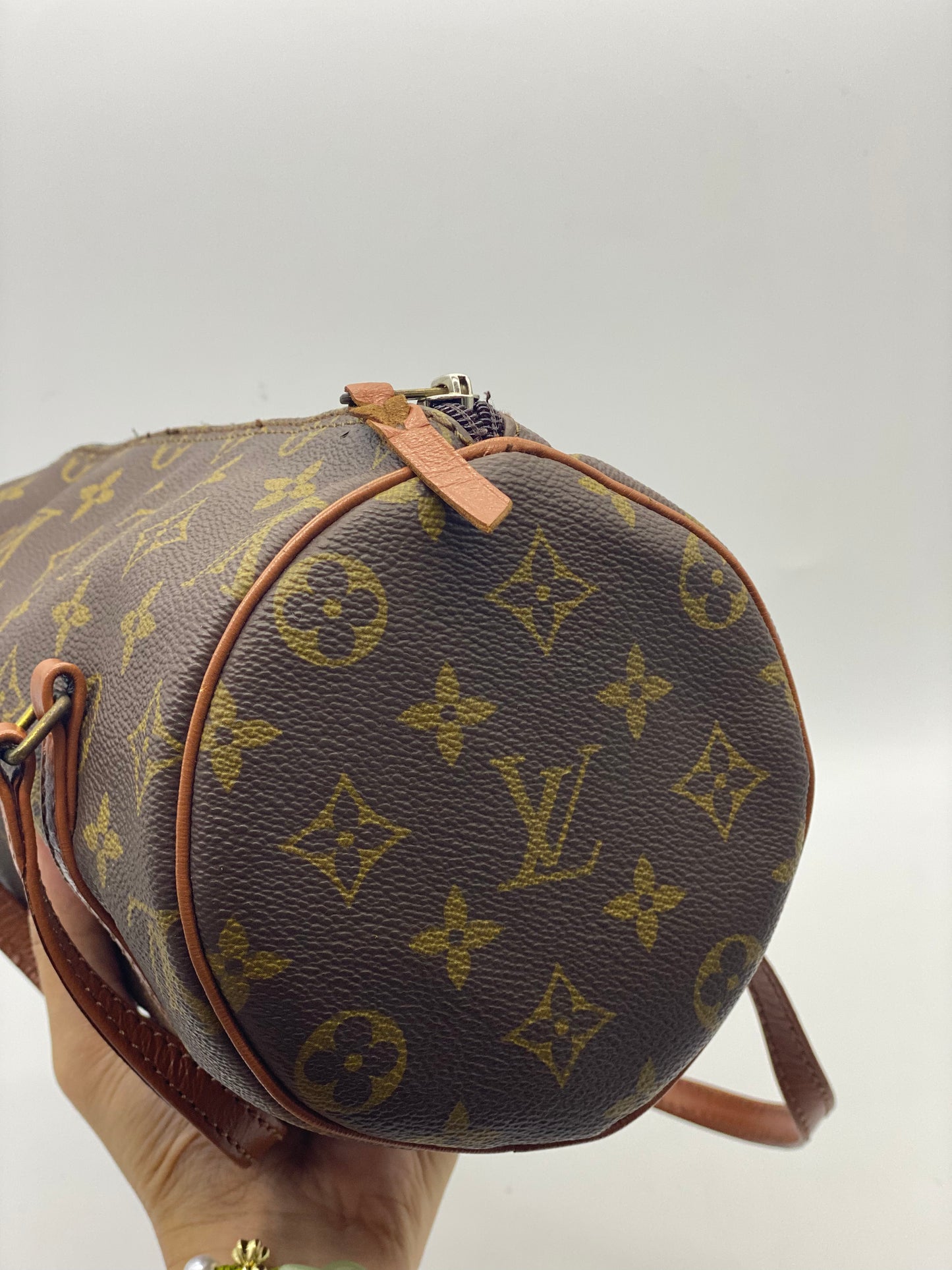 LOUIS VUITTON Papillon