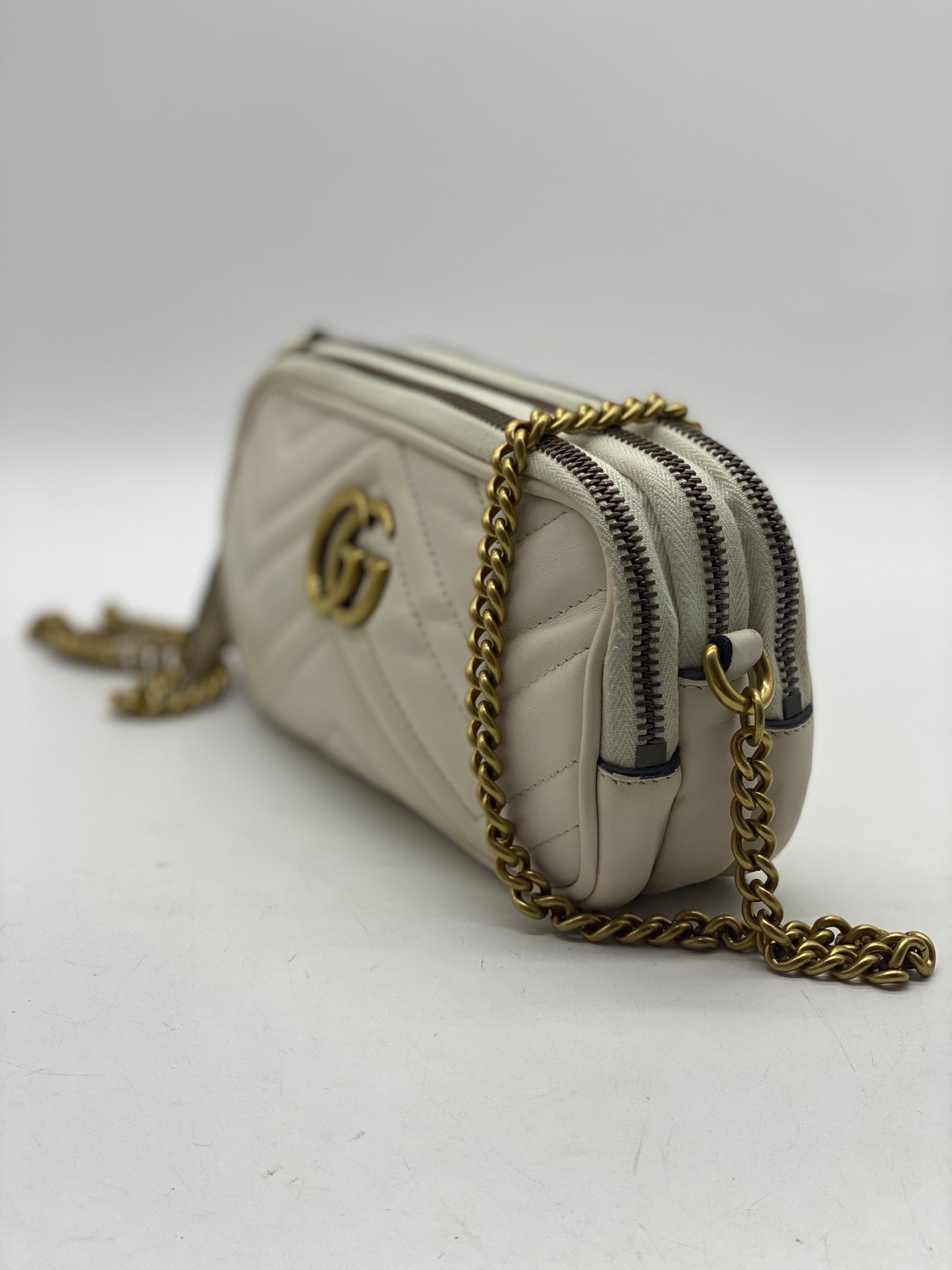 GG MARMONT TRIPLE ZIP LEATHER CROSSBODY BAG