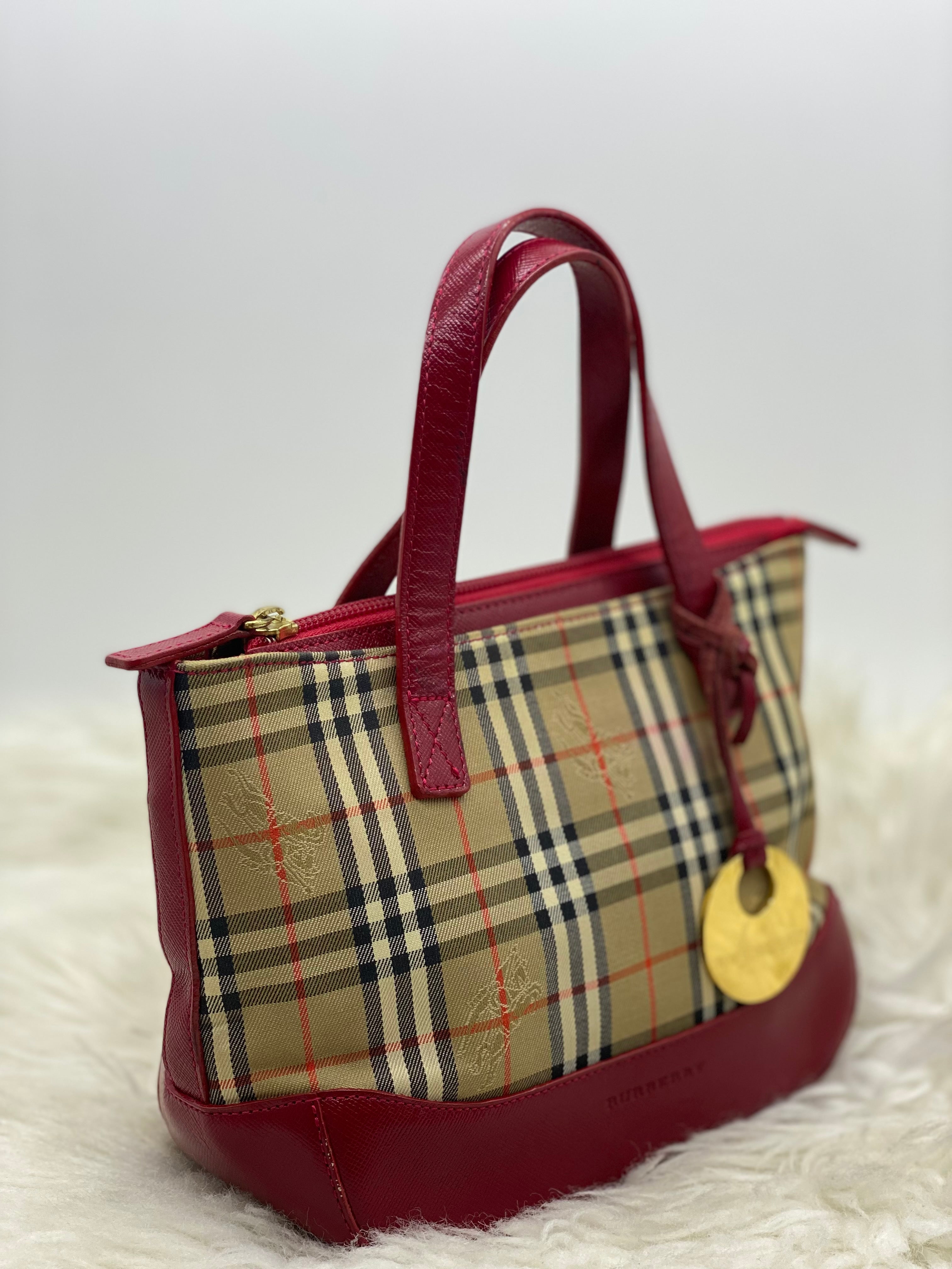 Burberry haymarket tote outlet bag