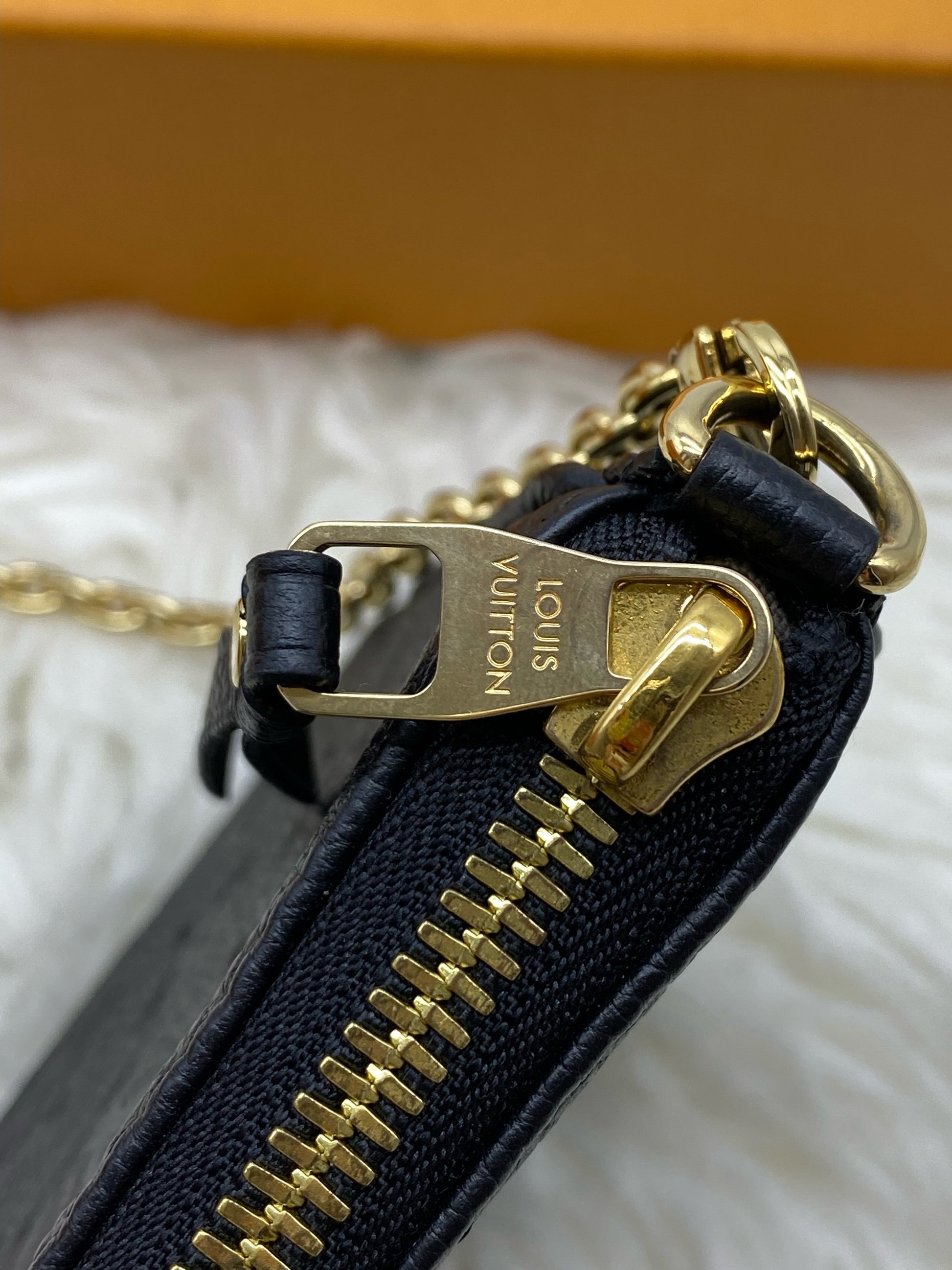 Louis Vuitton Empreinte Easy Pouch On Strap Black